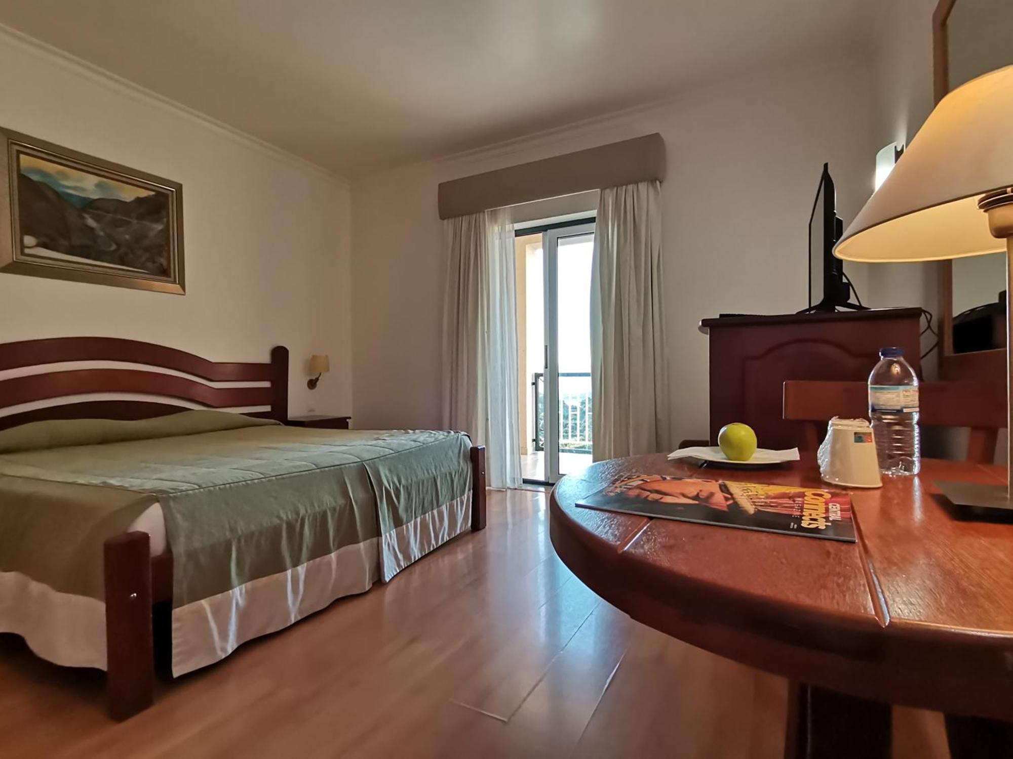Hotel Quinta Dos Cedros セロリコ・ダ・ベイラ エクステリア 写真