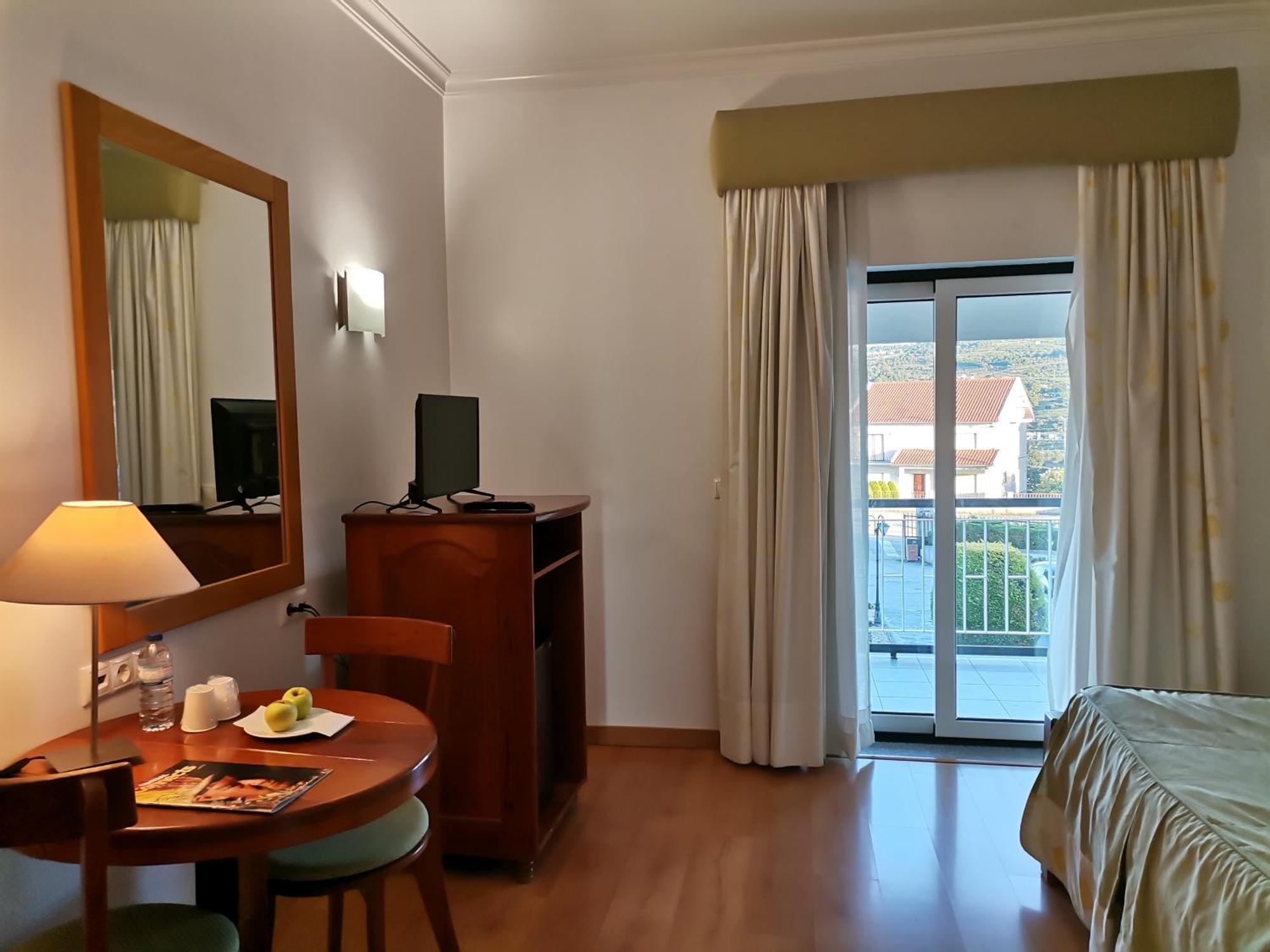 Hotel Quinta Dos Cedros セロリコ・ダ・ベイラ エクステリア 写真