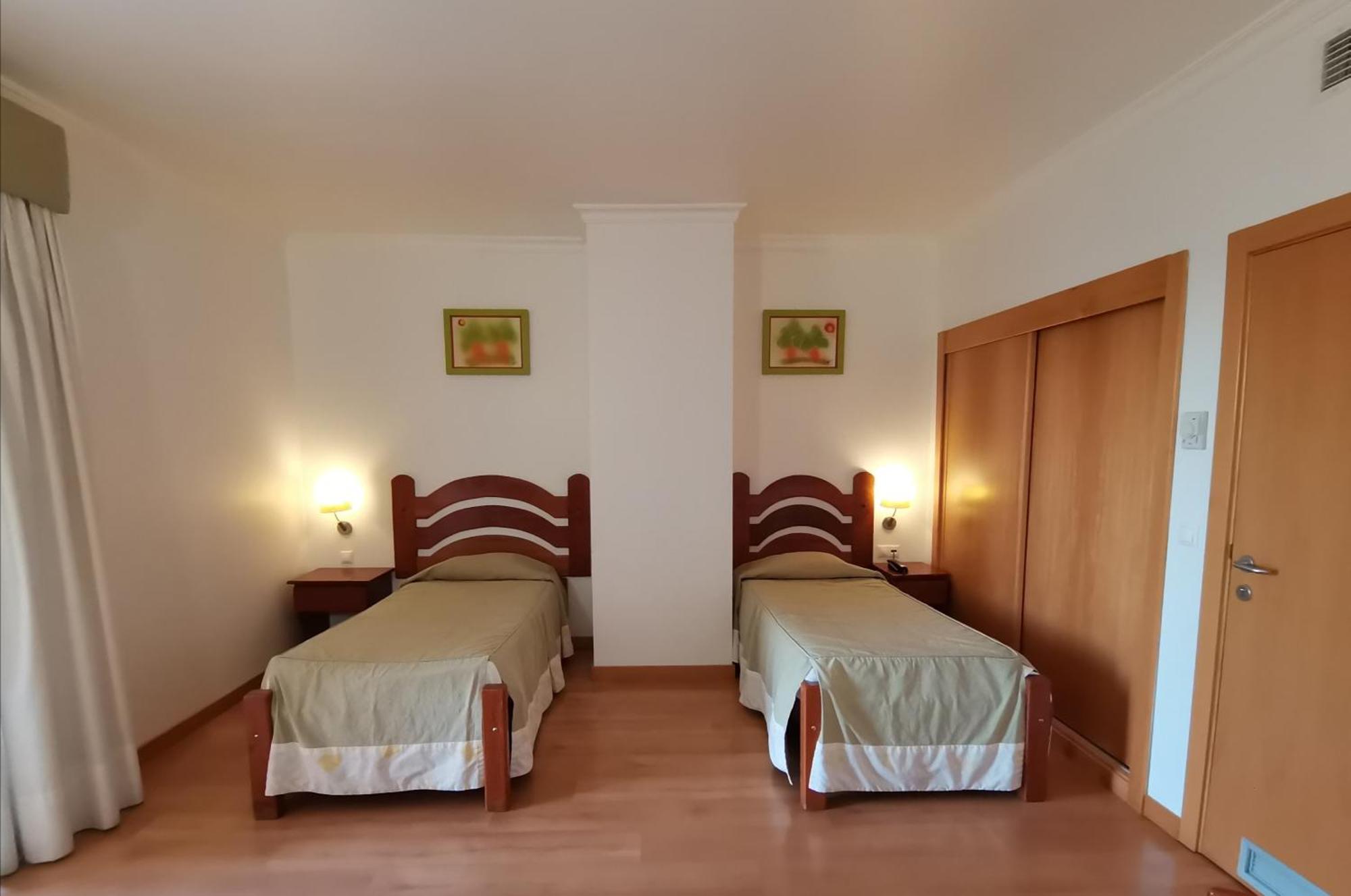 Hotel Quinta Dos Cedros セロリコ・ダ・ベイラ エクステリア 写真